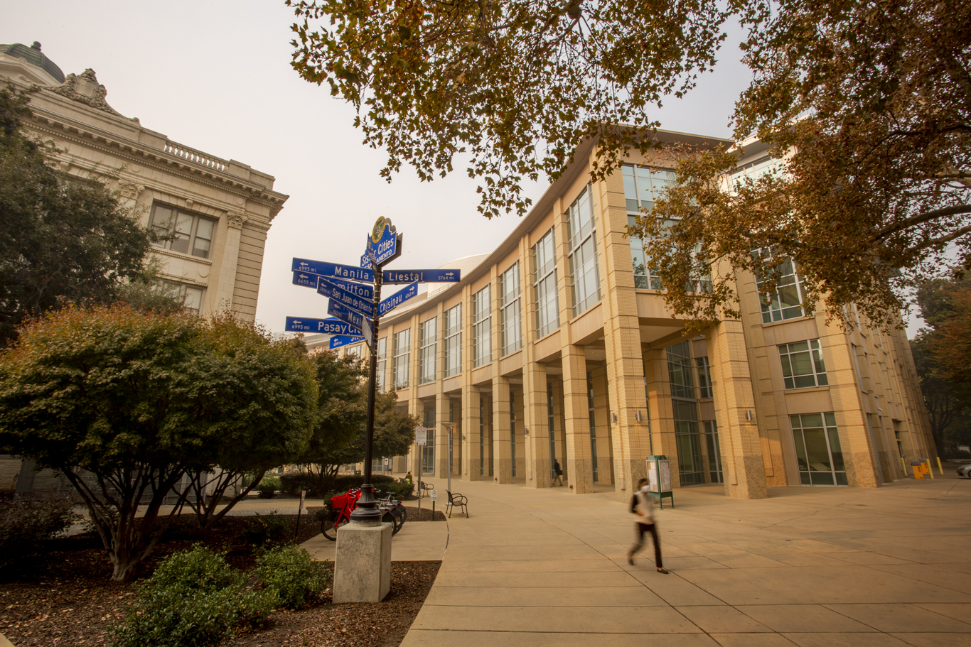 City of Sacramento opens two cleaner-air centers as wildfire smoke affects the region