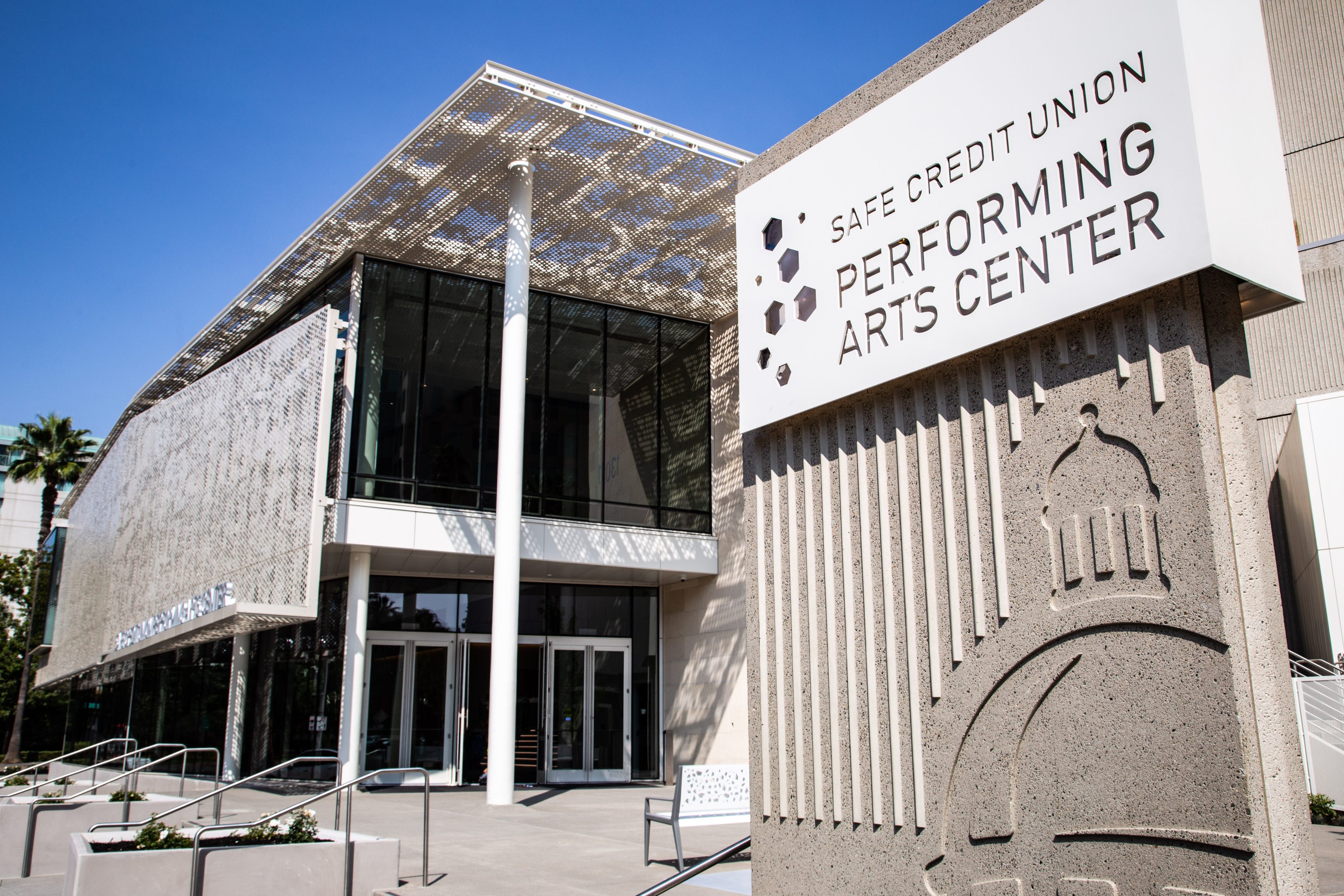 Newly renovated SAFE Credit Union Performing Arts Center opens with the Sacramento premiere of ‘Hamilton’