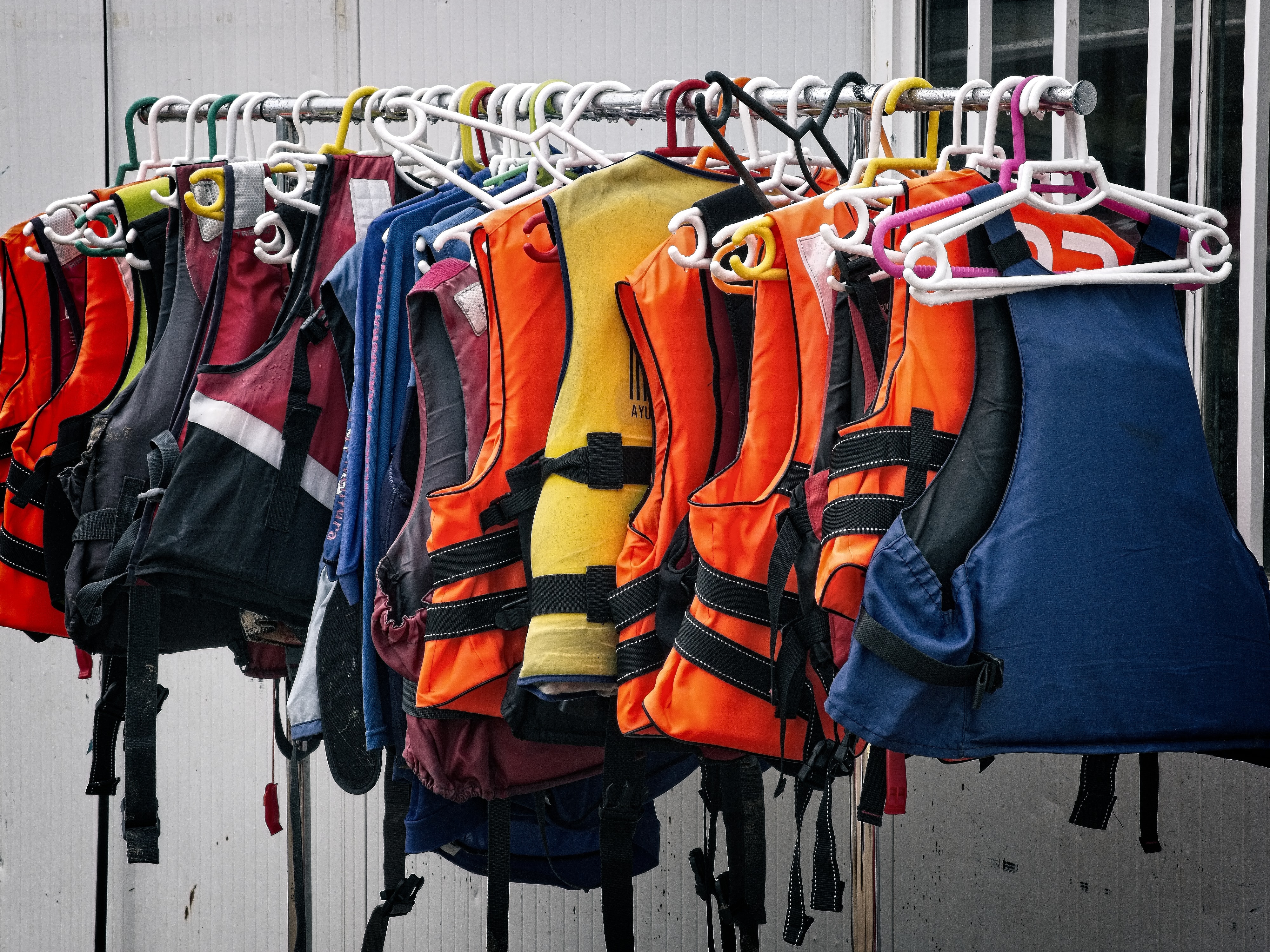 Swim safely: Sacramento Fire Department offering free life jacket rentals
