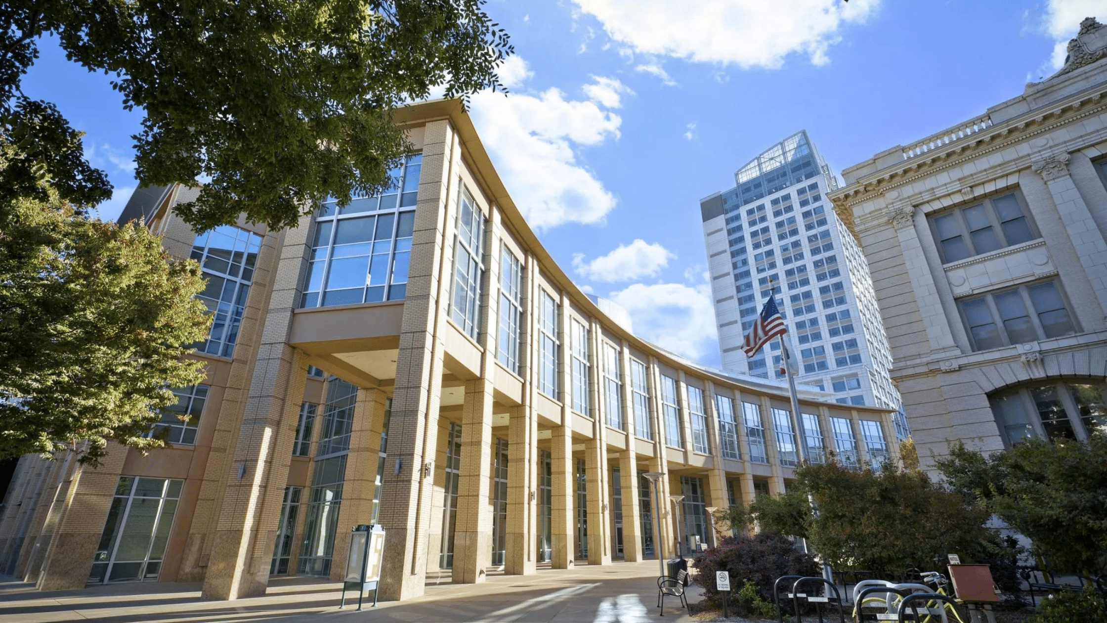 photo of Sacramento City Hall