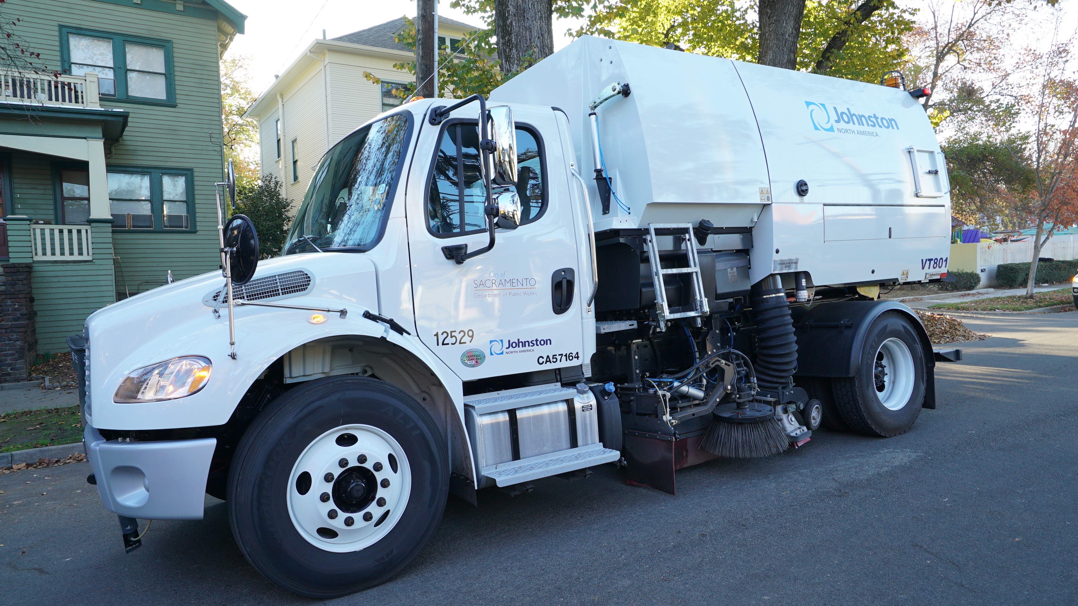 Street sweeping begins again on Sacramento streets