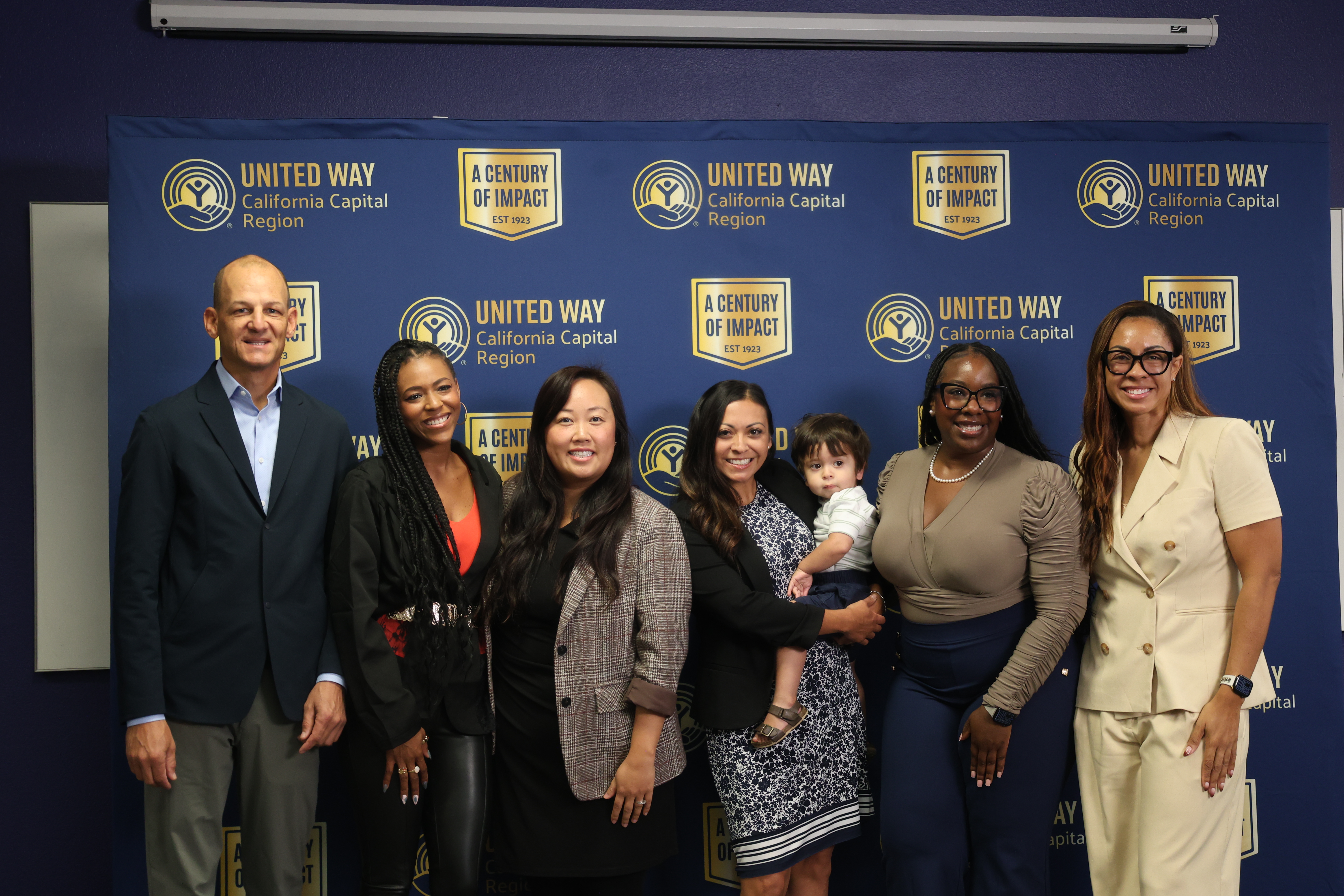 New Sacramento program offers eligible foster youth $900 a month